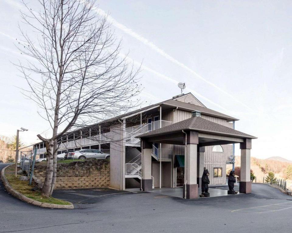 Econo Lodge - Waynesville Esterno foto