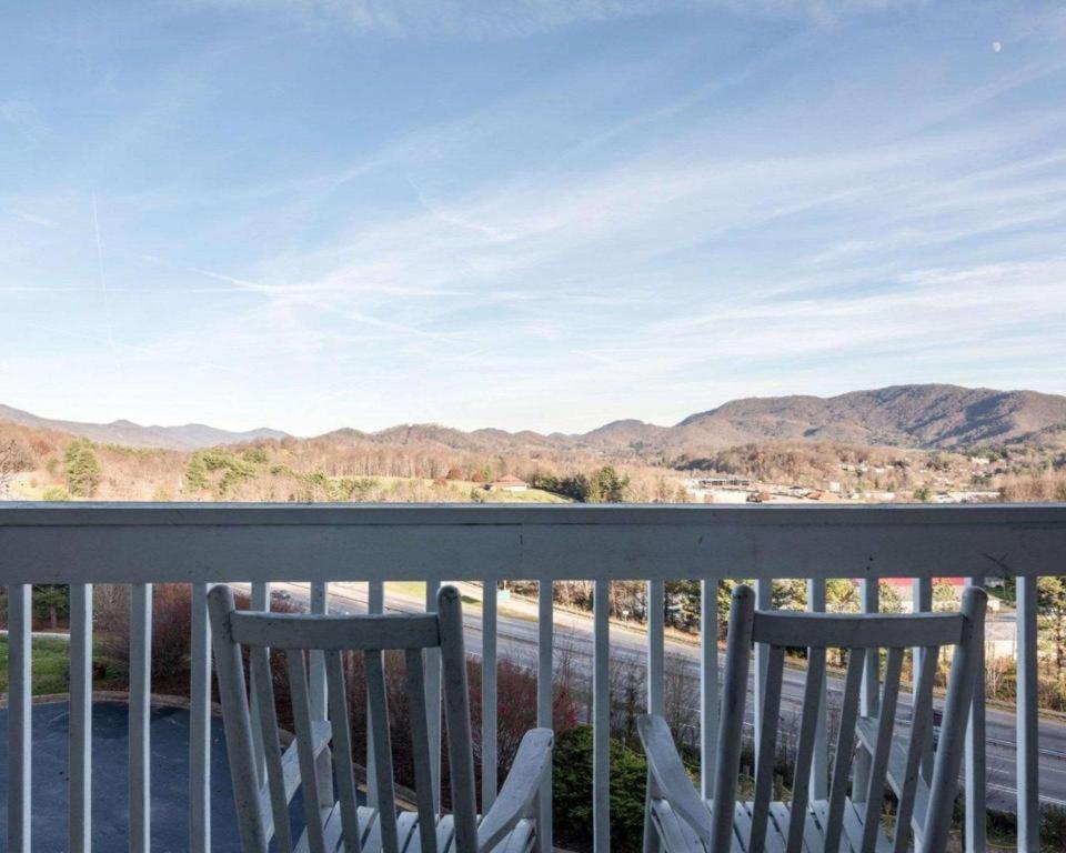 Econo Lodge - Waynesville Esterno foto